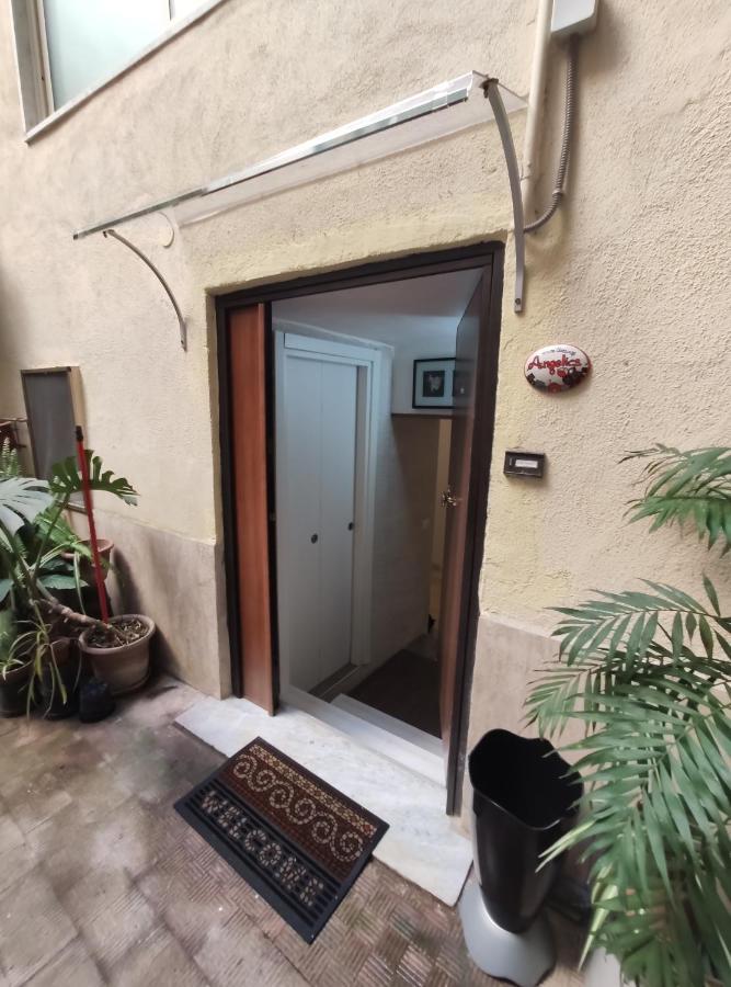 Casa Vacanze Angelica Salerno Eksteriør bilde